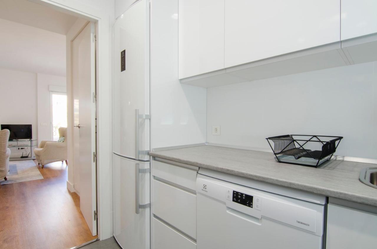 2 Bedrooms 2 Bathrooms Furnished - Bernabeu - Business Area With Terrace - Minty Stay Мадрид Екстериор снимка