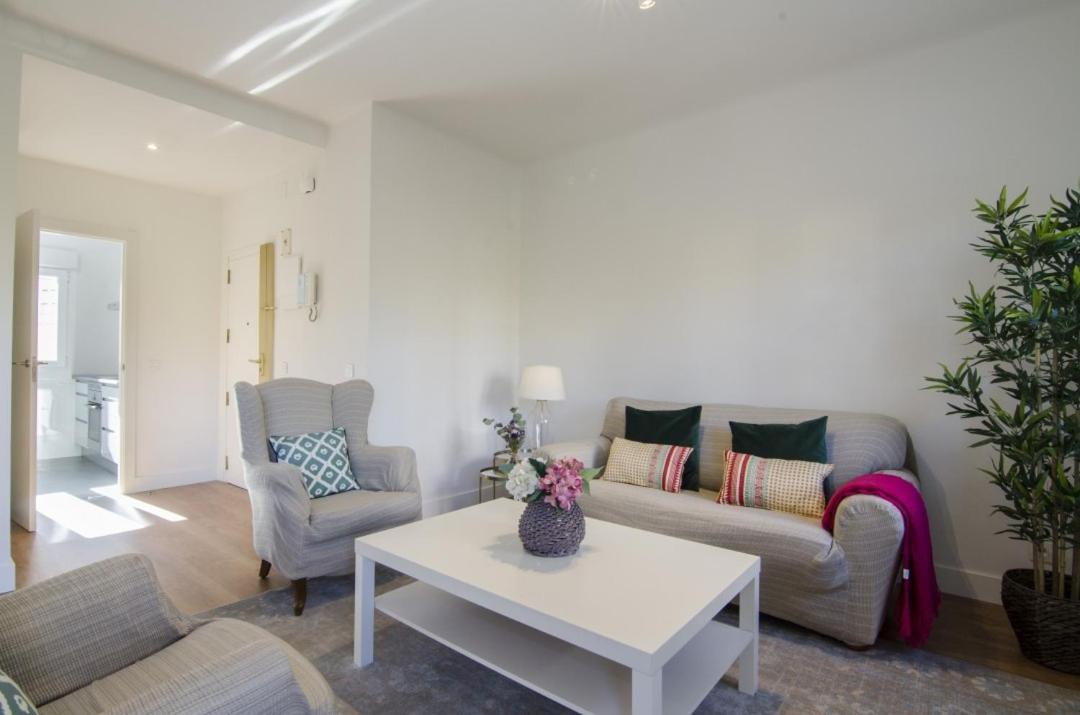 2 Bedrooms 2 Bathrooms Furnished - Bernabeu - Business Area With Terrace - Minty Stay Мадрид Екстериор снимка