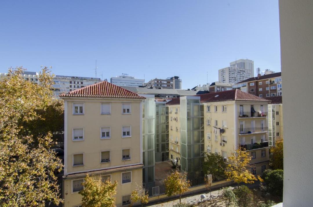 2 Bedrooms 2 Bathrooms Furnished - Bernabeu - Business Area With Terrace - Minty Stay Мадрид Екстериор снимка