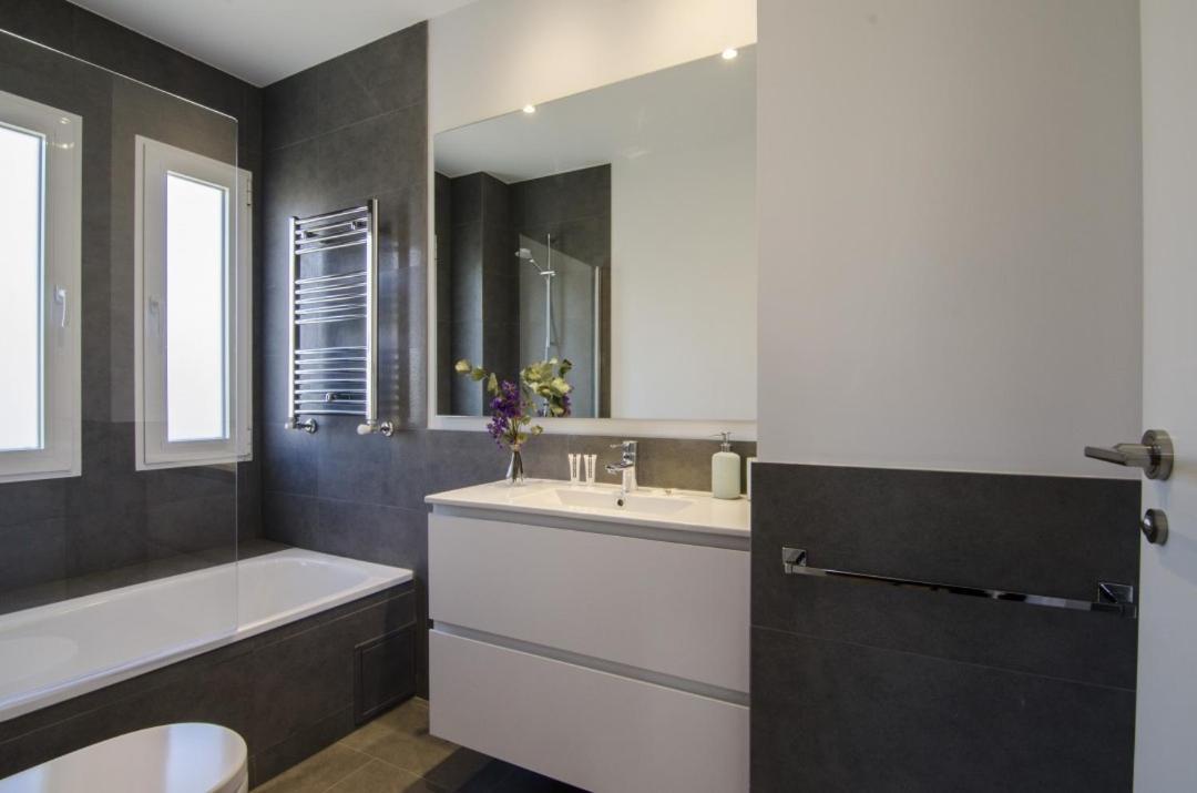 2 Bedrooms 2 Bathrooms Furnished - Bernabeu - Business Area With Terrace - Minty Stay Мадрид Екстериор снимка