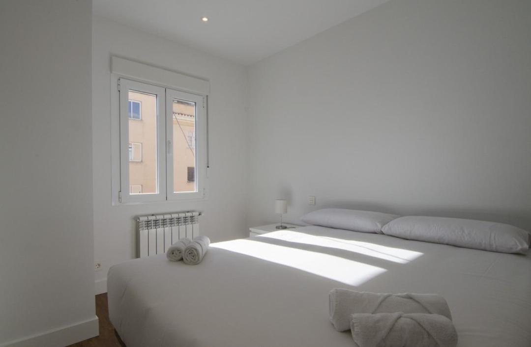 2 Bedrooms 2 Bathrooms Furnished - Bernabeu - Business Area With Terrace - Minty Stay Мадрид Екстериор снимка