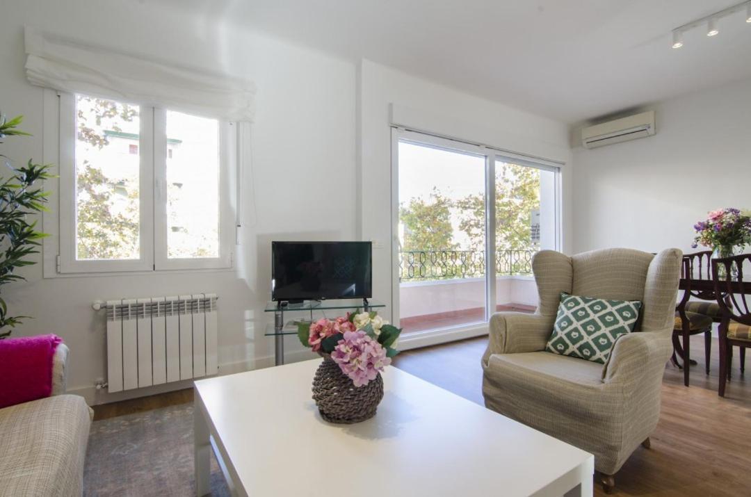 2 Bedrooms 2 Bathrooms Furnished - Bernabeu - Business Area With Terrace - Minty Stay Мадрид Екстериор снимка